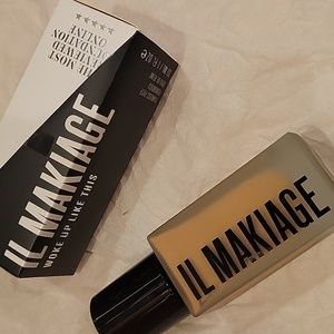 Il makiage Foundation,wokeup like this #105 & #150